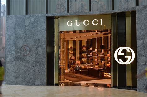 guccio gucci company